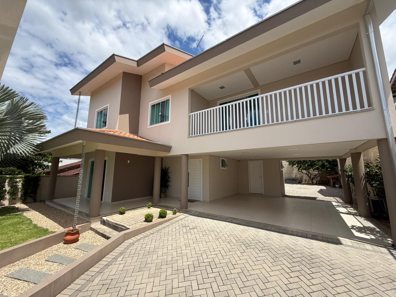 CASA AZALÉIA 2