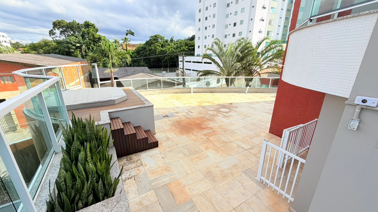 RESIDENCIAL DOURADO 3